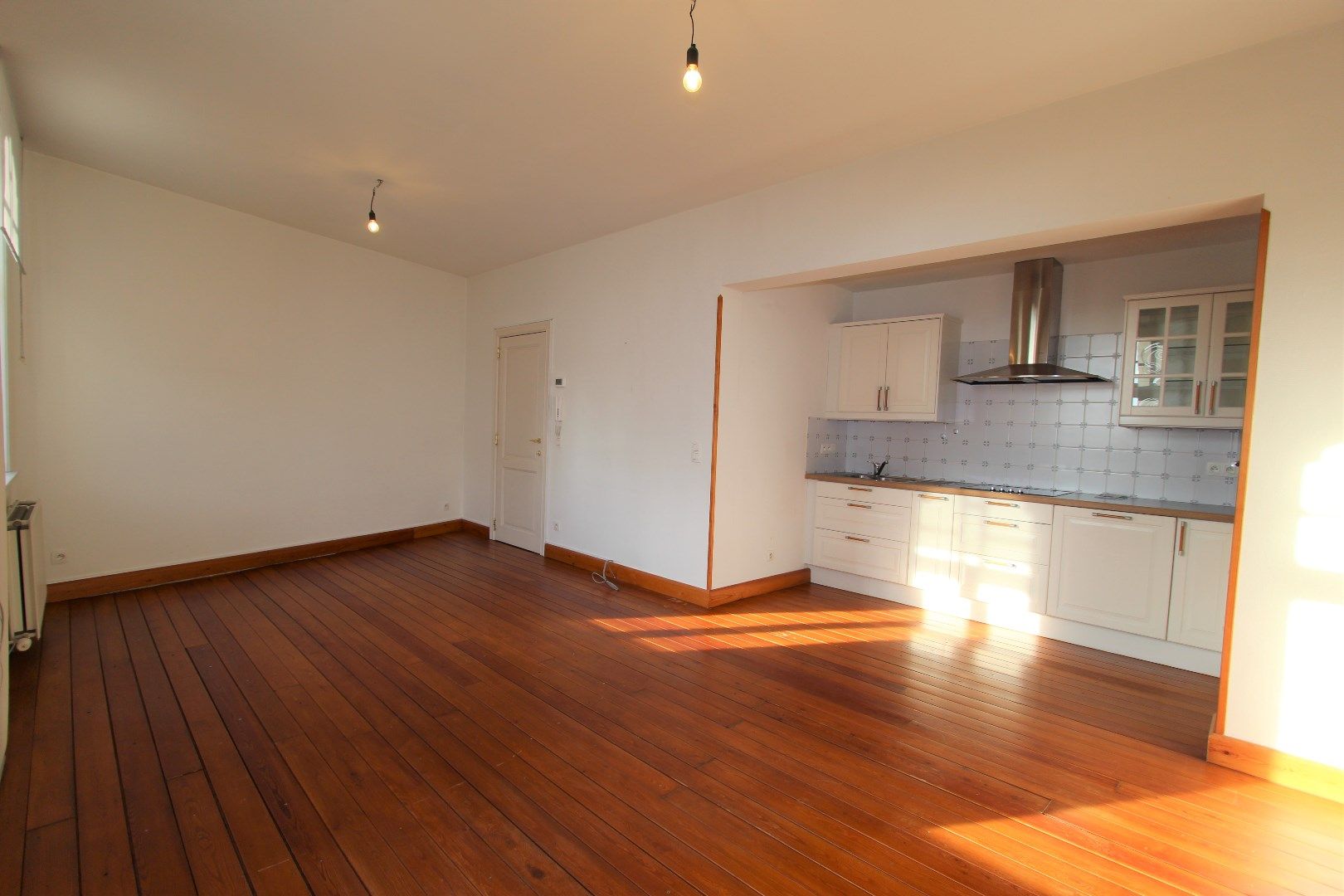RUIM DUPLEX APPARTEMENT MET DAKTERRAS foto 3