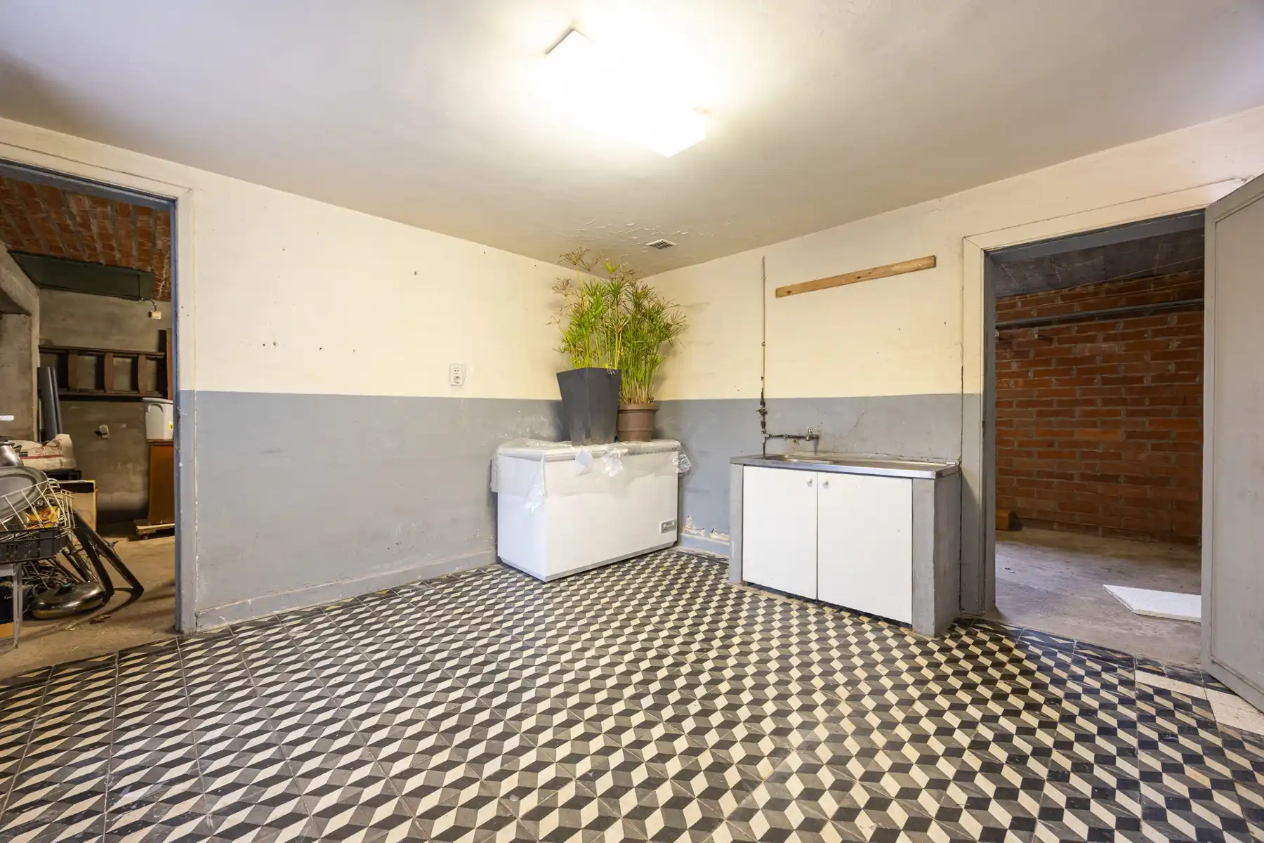 Vrijstaande eengezinswoning met 3 slaapkamers op een perceel van 912m².  foto 18