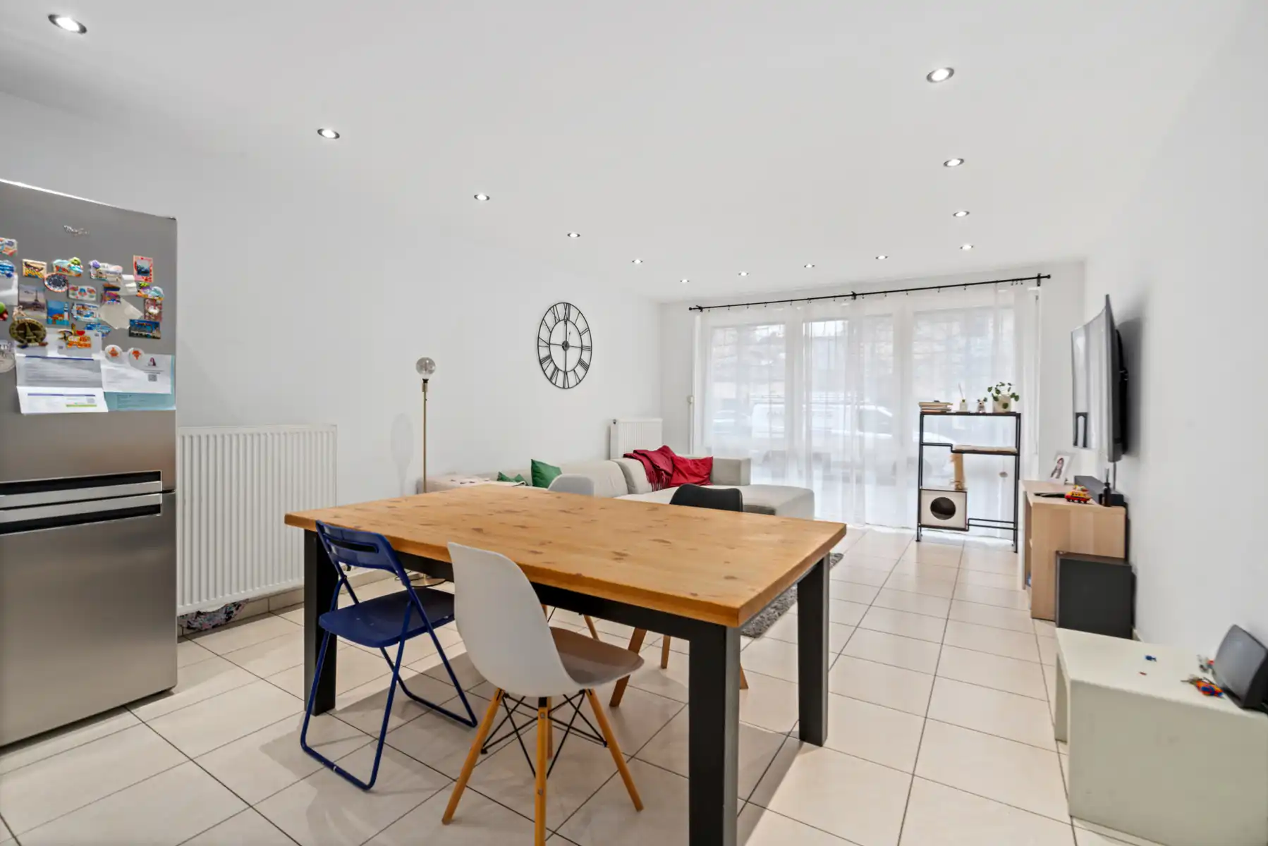 Gelijkvloers appartement 2 slaapkamers + terras + parking foto 4