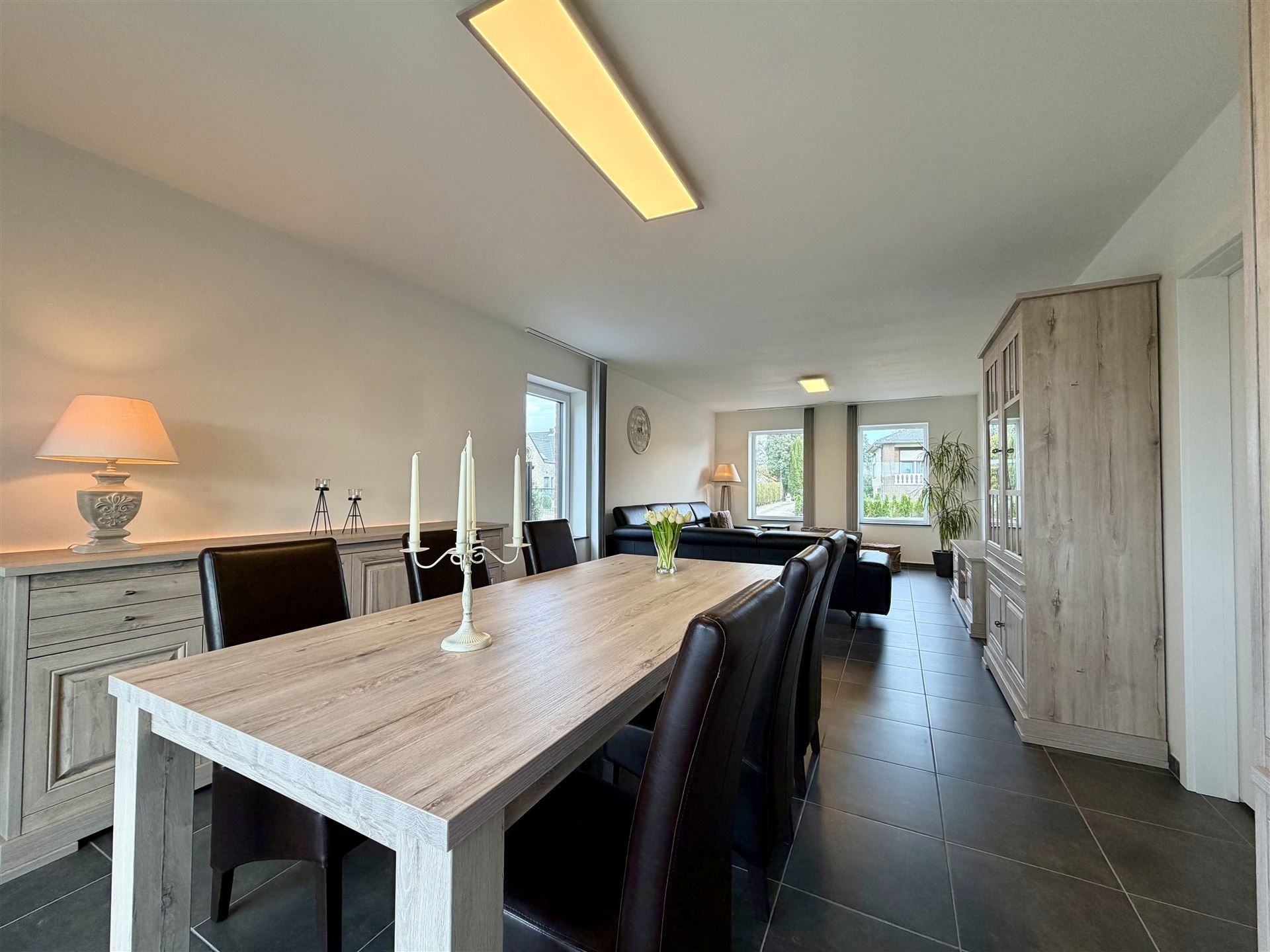 Hoogwaardig afgewerkte nieuwbouwwoning! foto 9