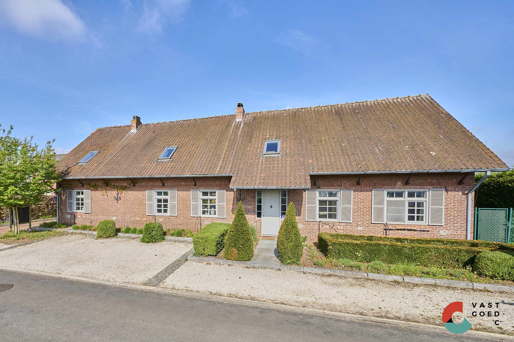 Rustig gelegen karaktervolle hoeve met zicht op de weilanden foto 41