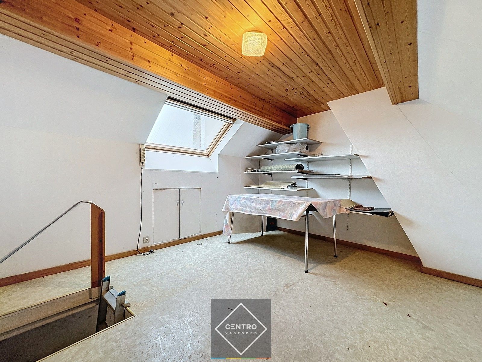 Budgetvriendelijke woning met veel potentieel nabij het centrum! foto 8