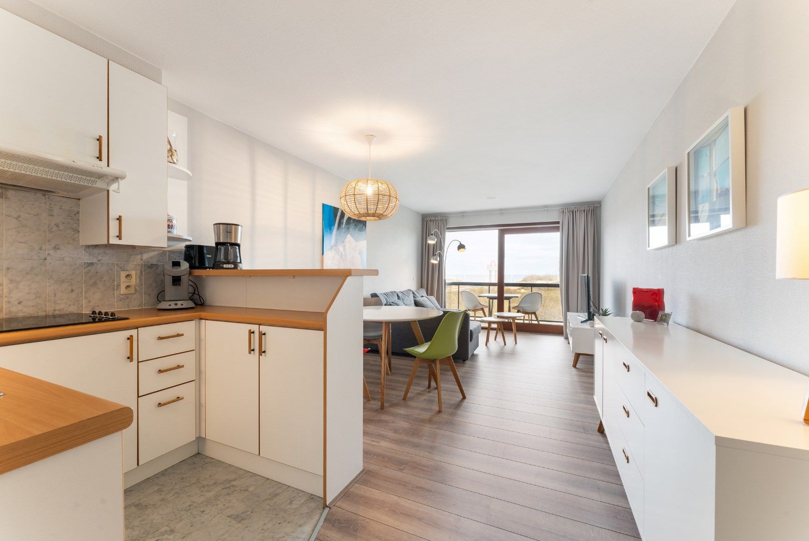 Modern verzorgd appartement met prachtig zeezicht en zonneterras ! foto 4