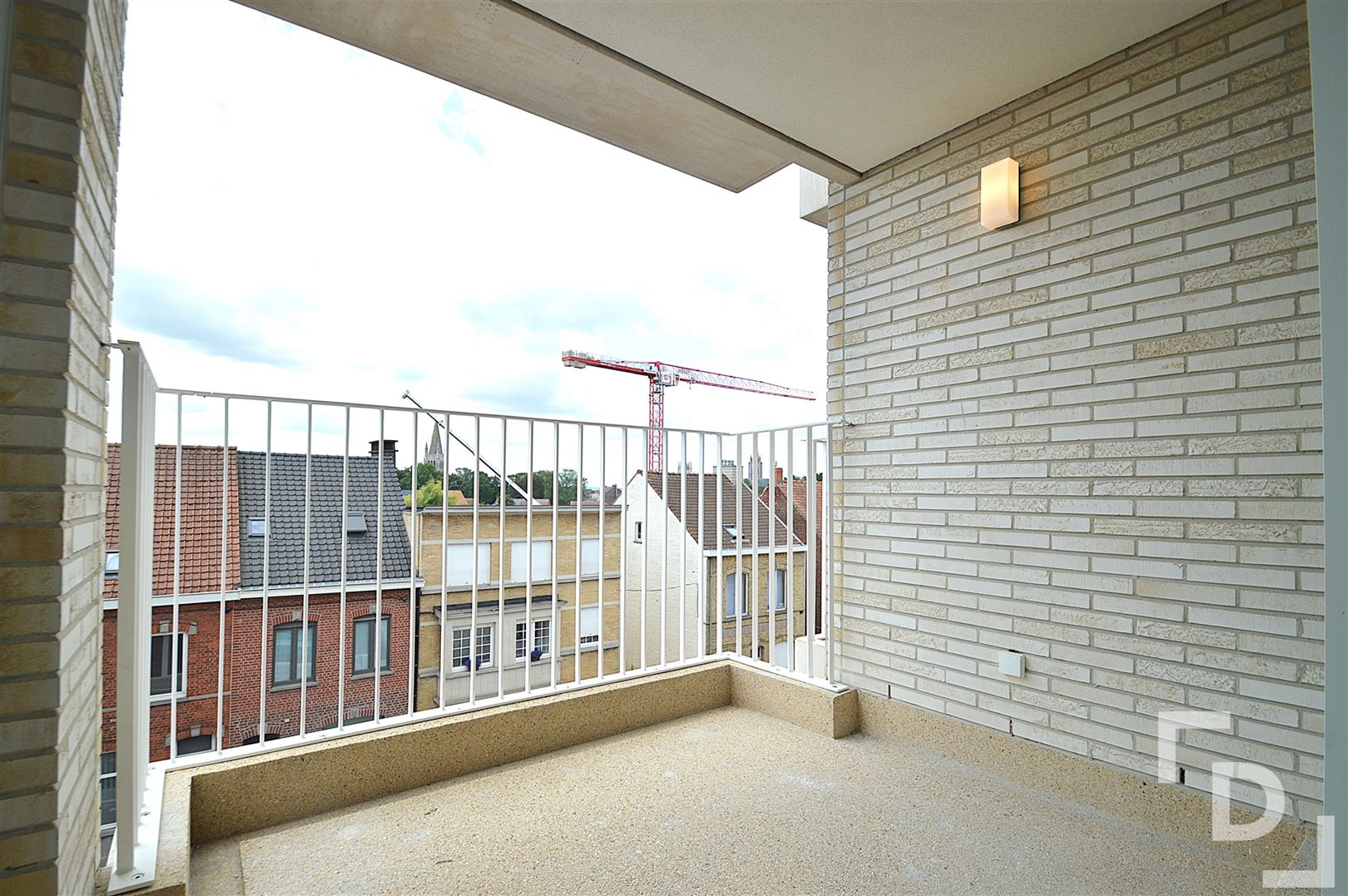 Nieuwbouwappartement met carport te huur te Ieper foto 14