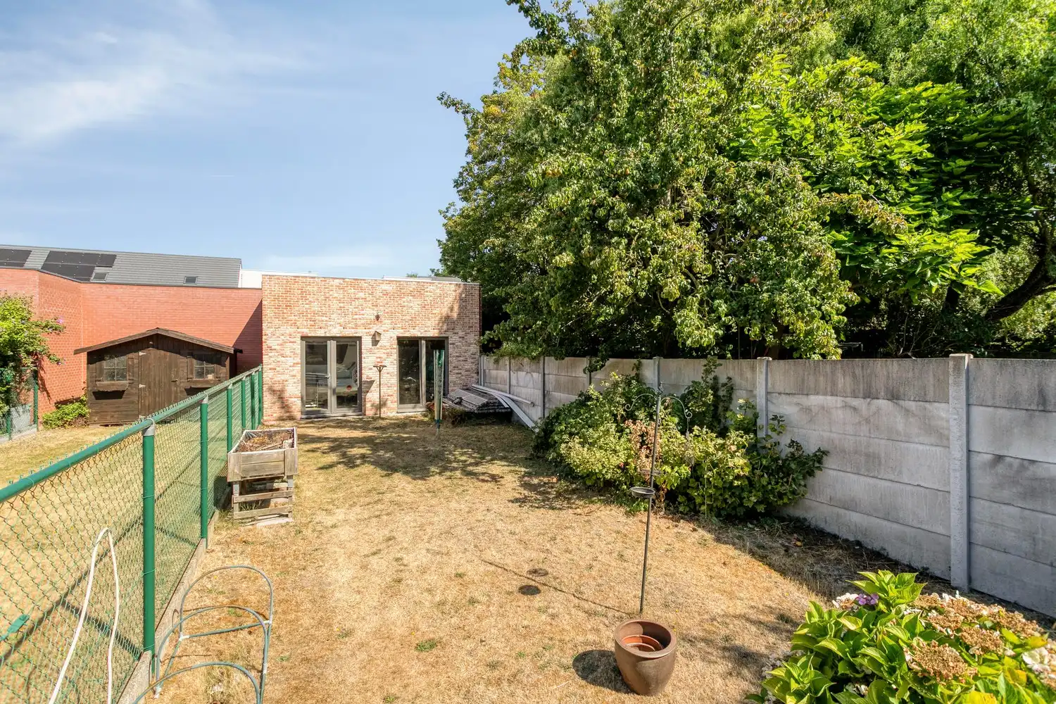 Karaktervolle stadswoning met renovatiepotentieel en unieke troef foto 14