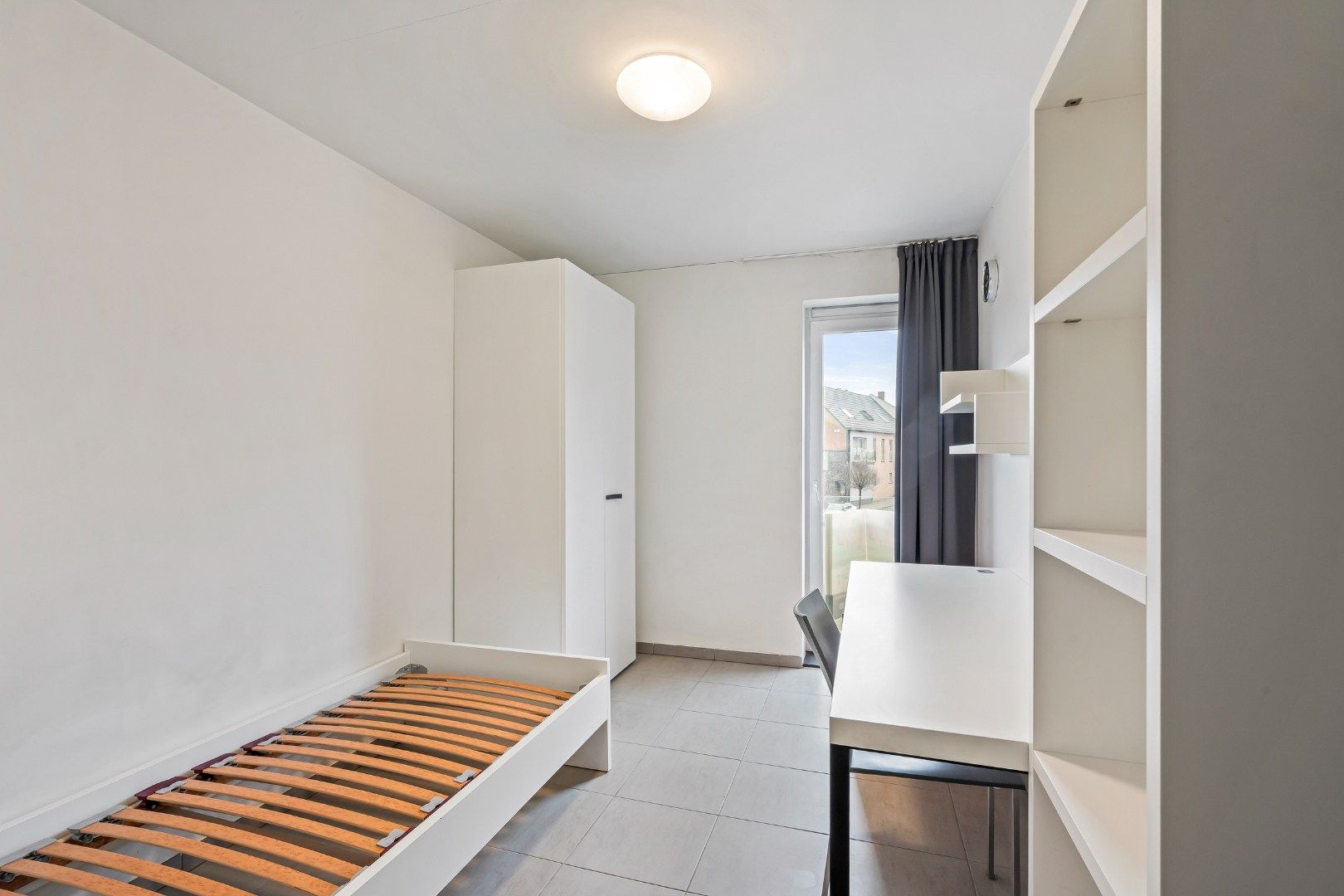 Studentenkamer met privébadkamer in Kortrijk-centrum foto 5