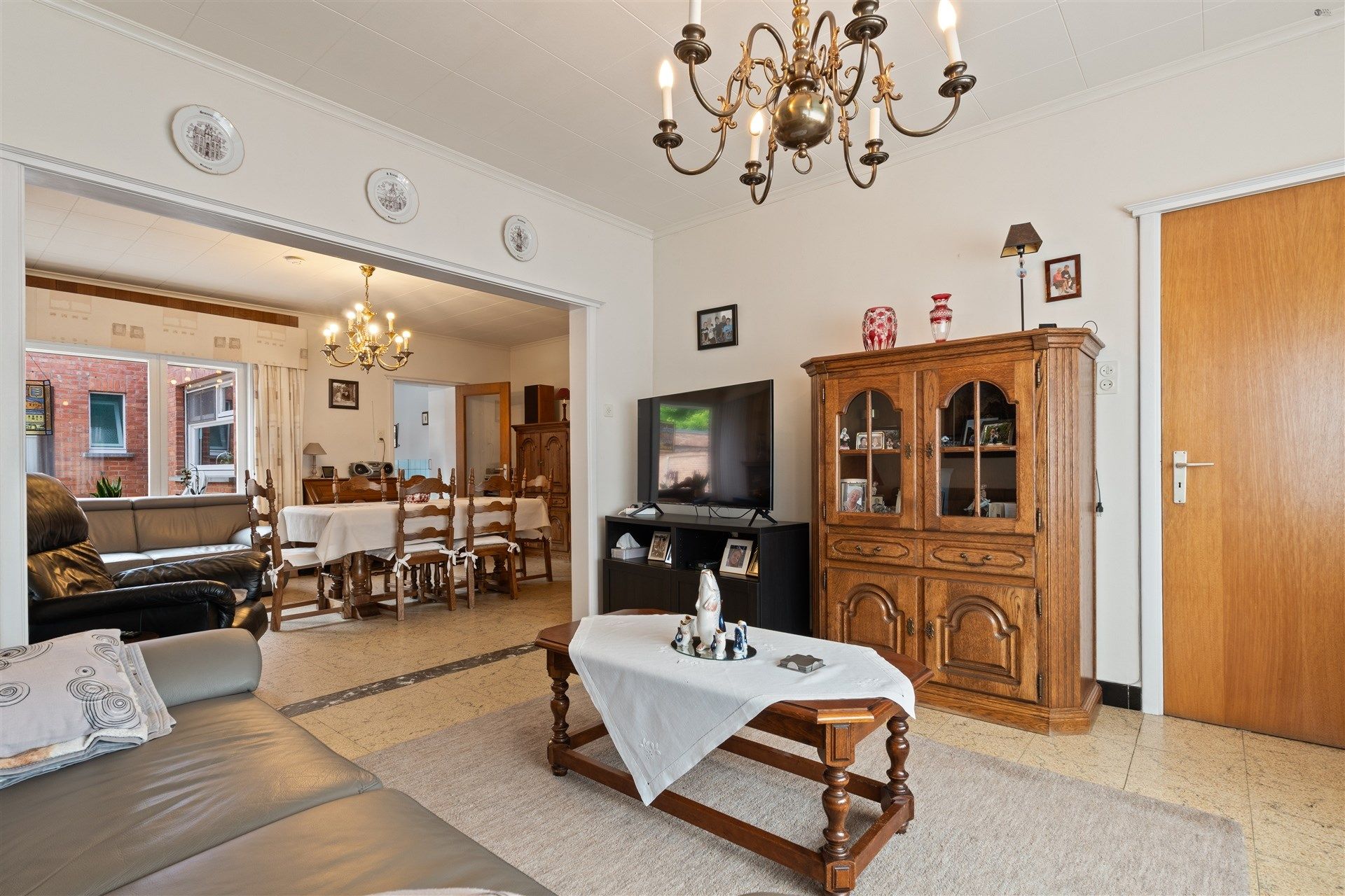 Half open bebouwing op 356m² foto 3