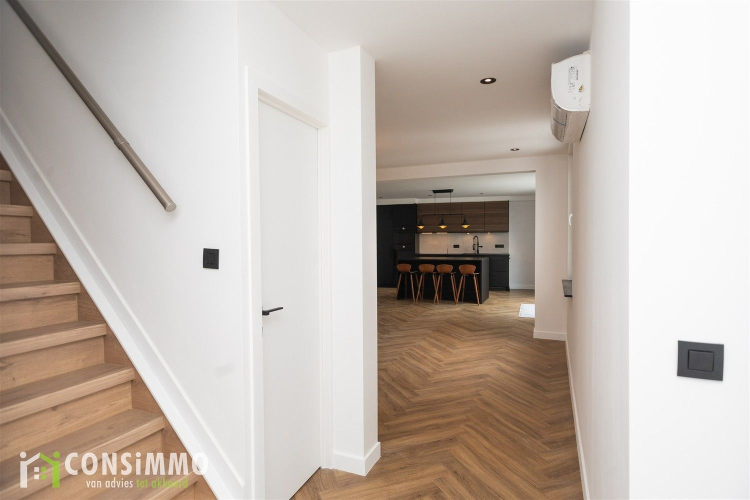 Gerenoveerde woning met 3 slaapkamers in het groene Genk-Driehoeven foto 4