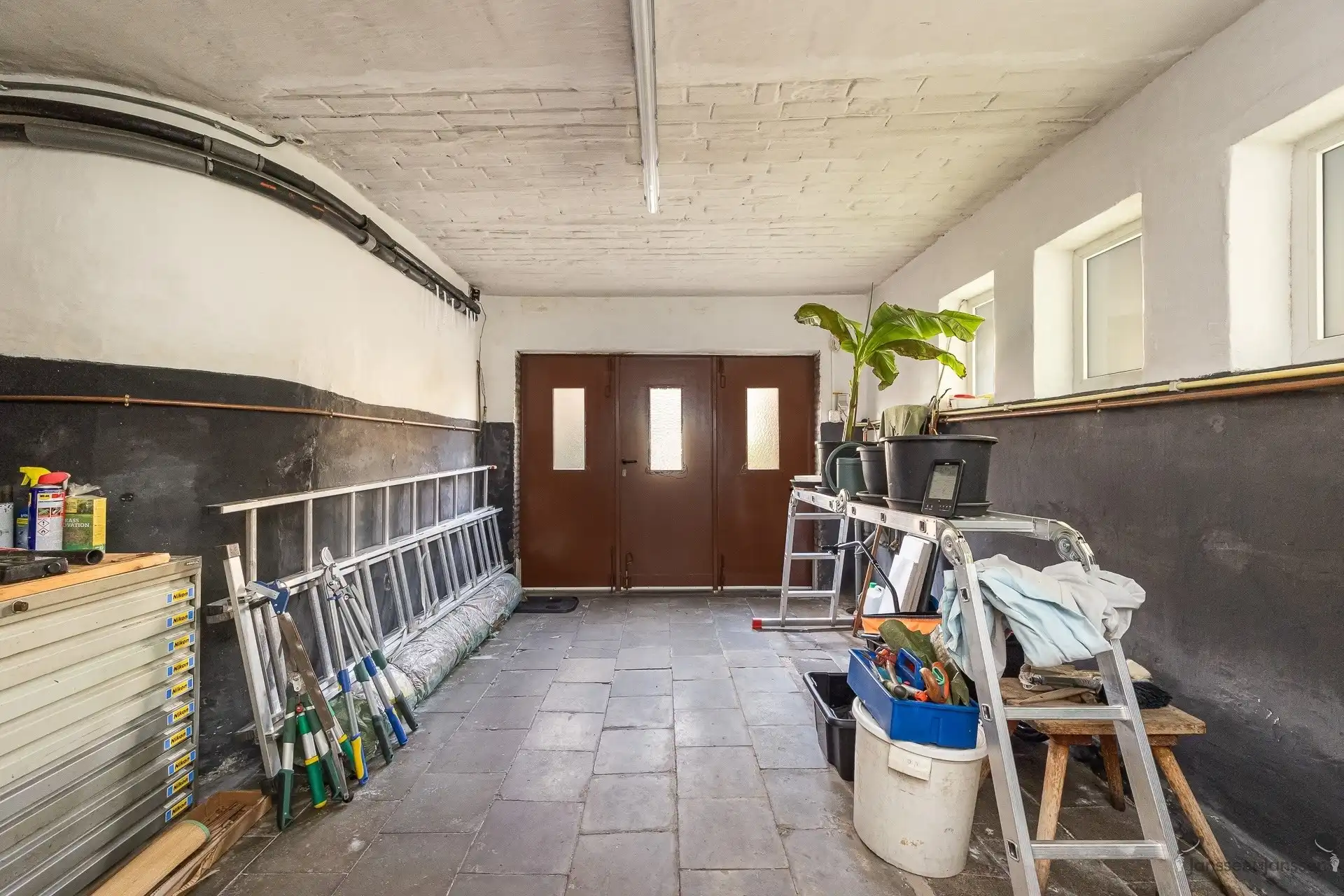 Unieke kans in het hart van Brasschaat karaktervolle villa met dubbele woningstructuur op prachtig perceel van 2.080 m² foto 17