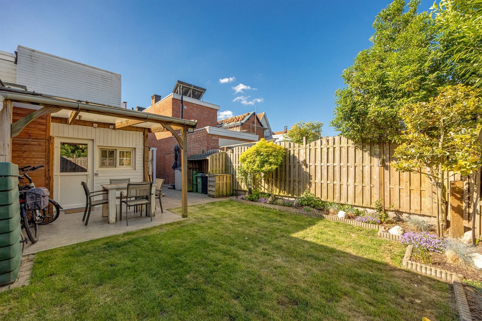 Halfopen woning in het hart van Kapellen foto 2