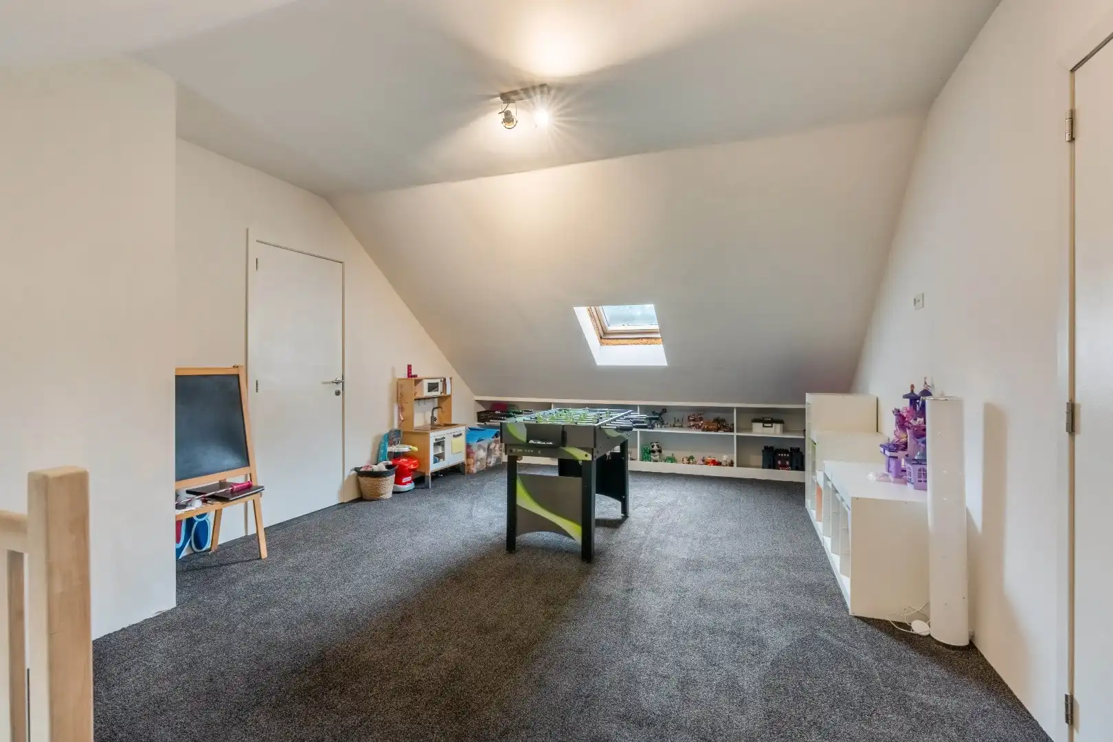Rustig gelegen gerenoveerde gezinswoning  foto 22