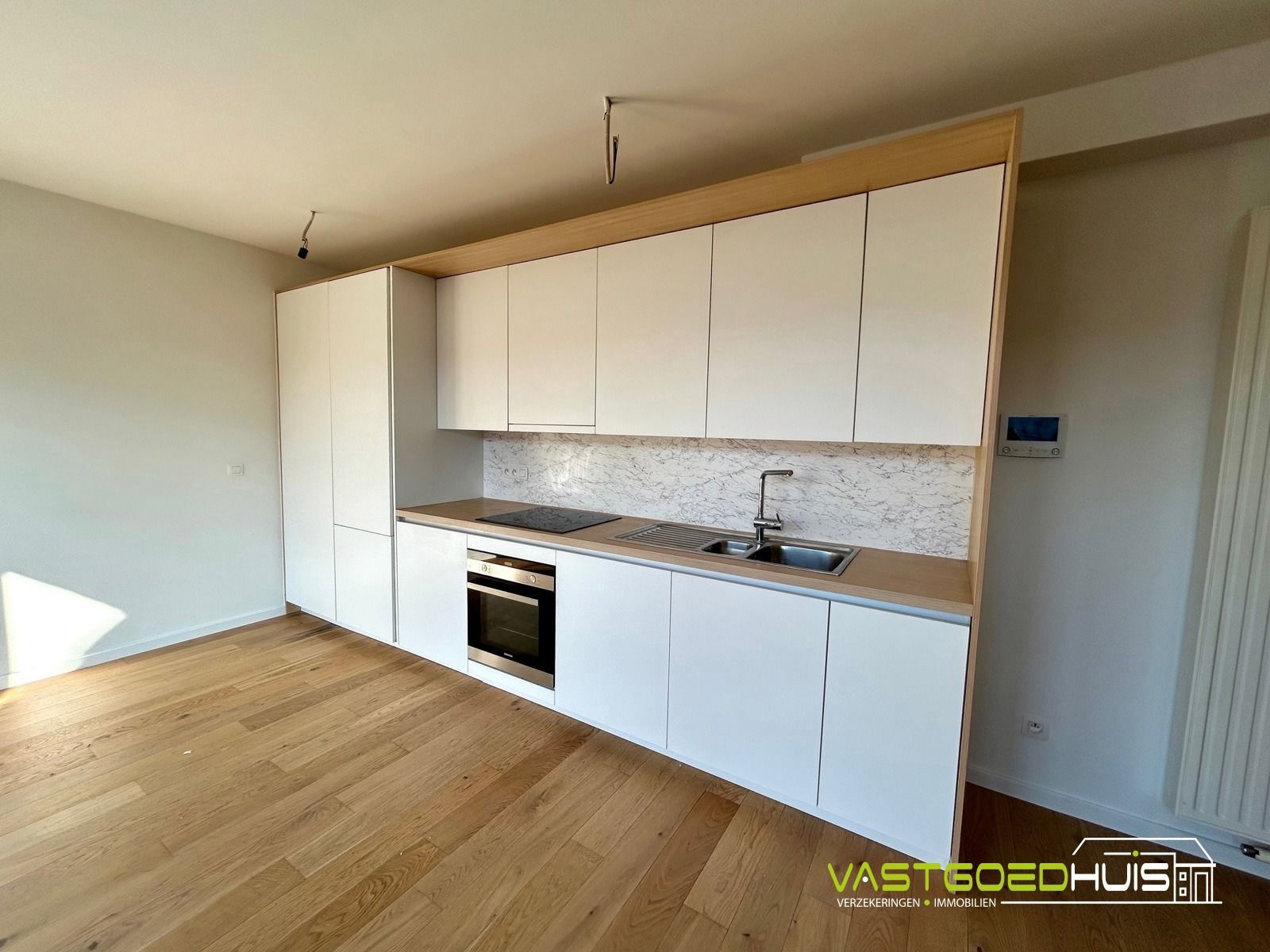 Hedendaags duplex appartement met terras foto 8