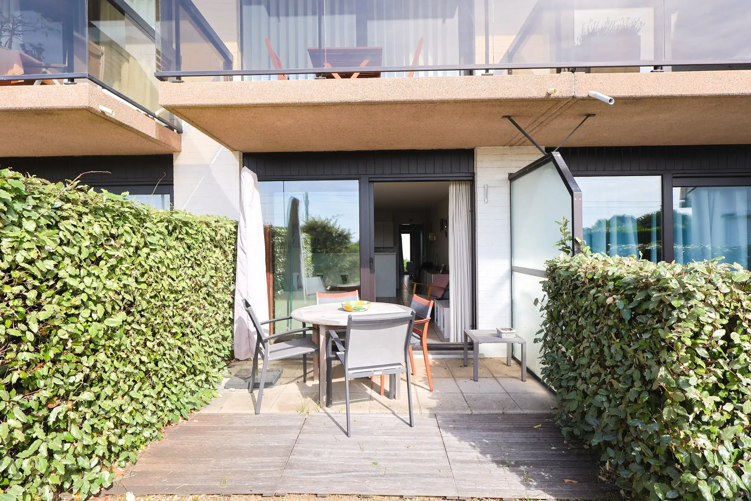 Instapklaar gelijkvloers appartement op wandelafstand van de Zeedijk en het strand! foto 21