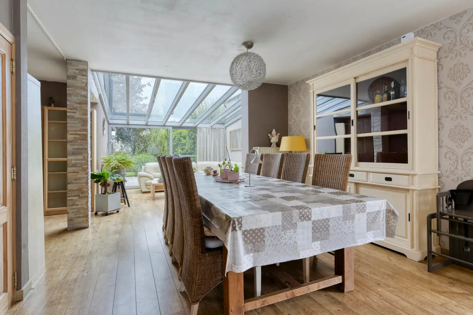 Innstapklare driegevelwoning  in verkeersluwe omgeving foto 6