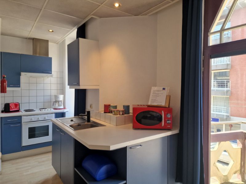 STUDIO IN DE BUURT VAN DE ZEEDIJK foto 6