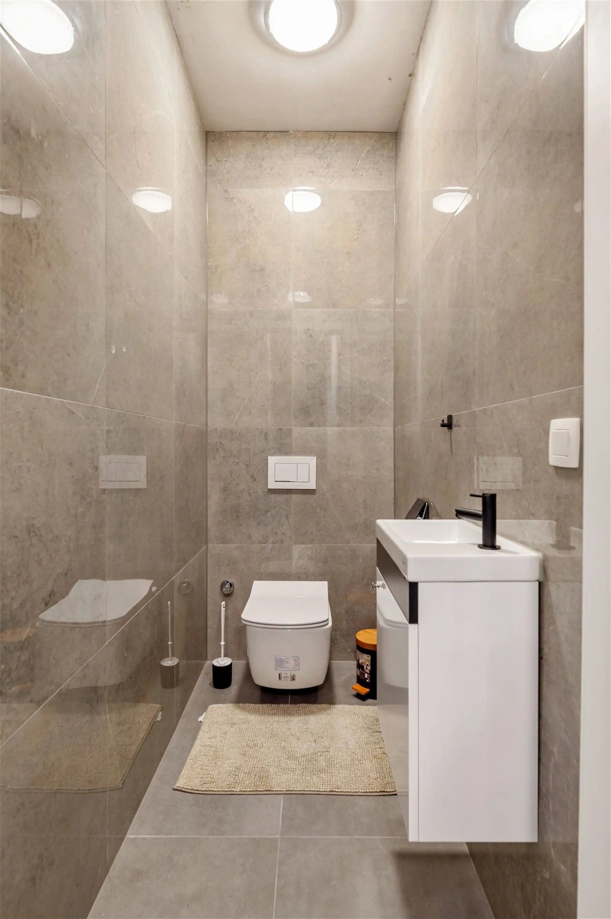 PERFECT ONDERHOUDEN GELIJKVLOERS APPARTEMENT MET 3 SLAAPKAMERS EN PRIVATE TUIN VAN 8A90CA TE KORSPEL foto 24