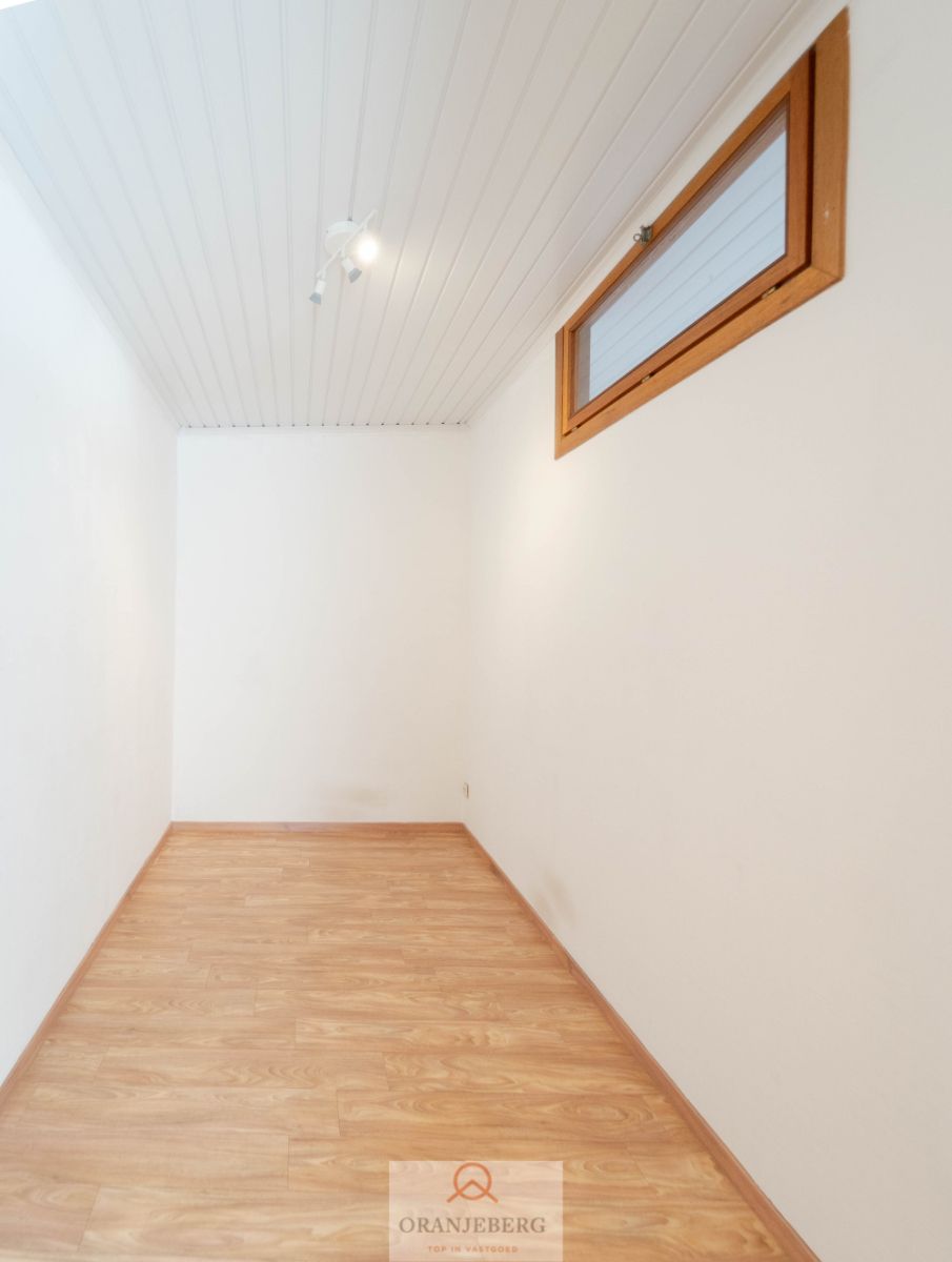 Ruim appartement aan station Gent-Sint-Pieters foto 18