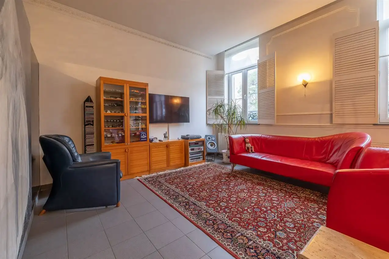 2slk appartement met grote garage in het centrum foto 5