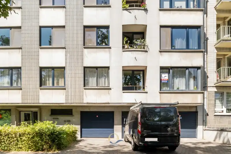 Lichtrijk 1-slaapkamerappartement aan het Prinses Stefanieplein foto 15
