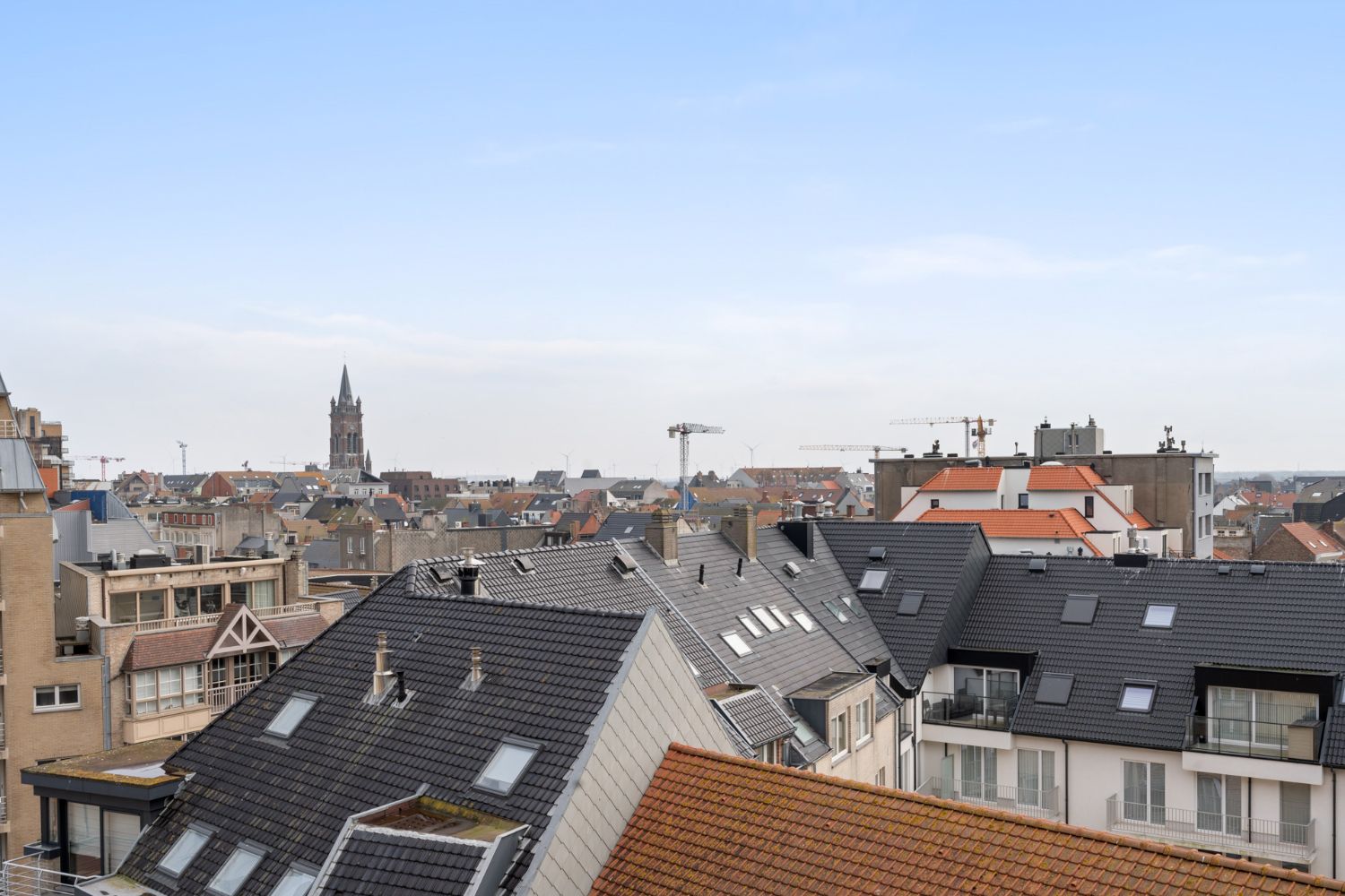 Recent vernieuwd zongericht appartement met twee slaapkamers foto 7