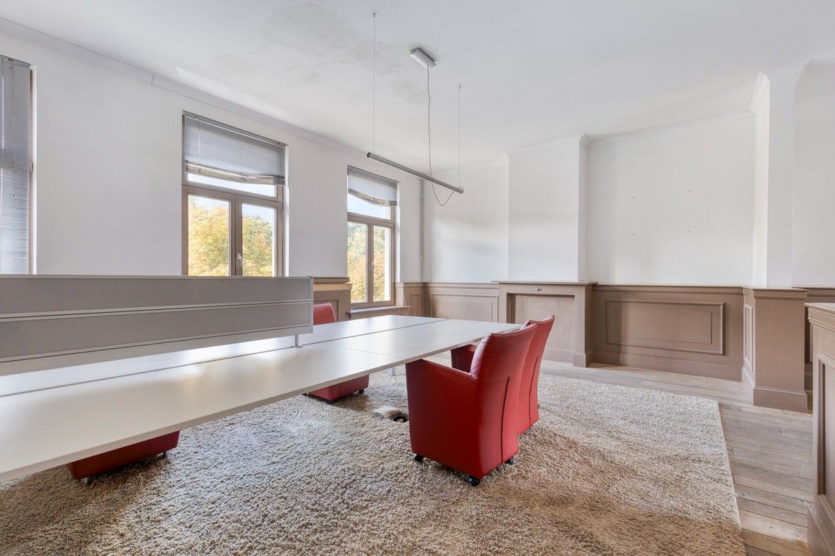 Historisch herenhuis aan het Zuidpark centrum Gent. foto 17