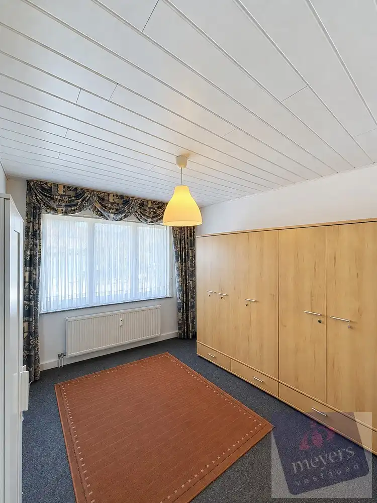 Ruime woning met garage en interessante investeringsmogelijkheden in Hasselt foto 8