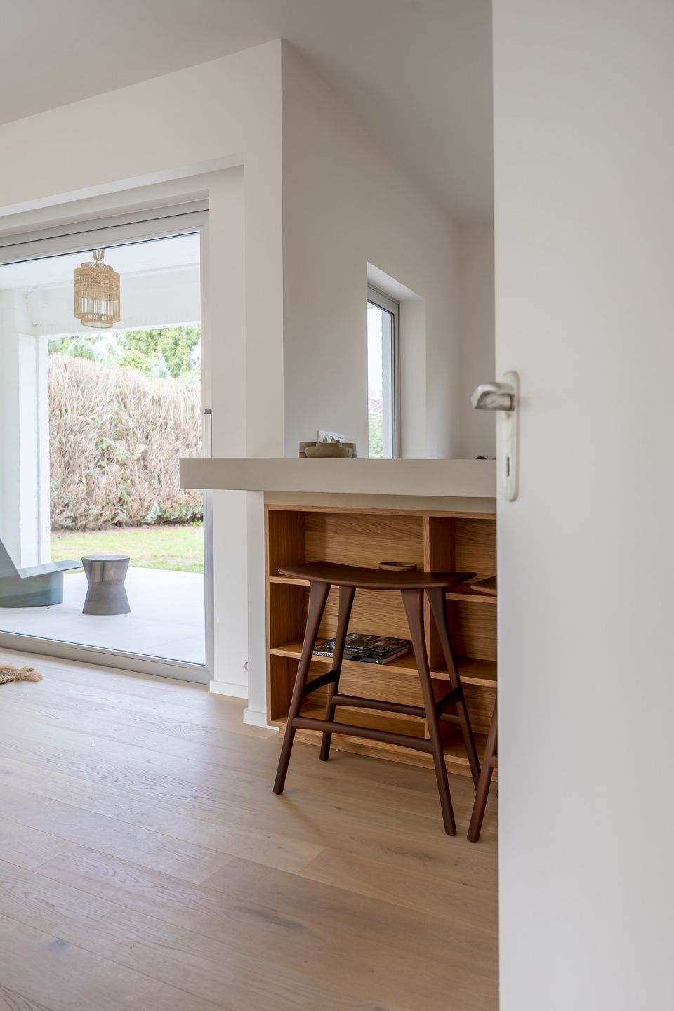 Stijlvol gerenoveerde woning in charmante Bloemenwijk foto 17