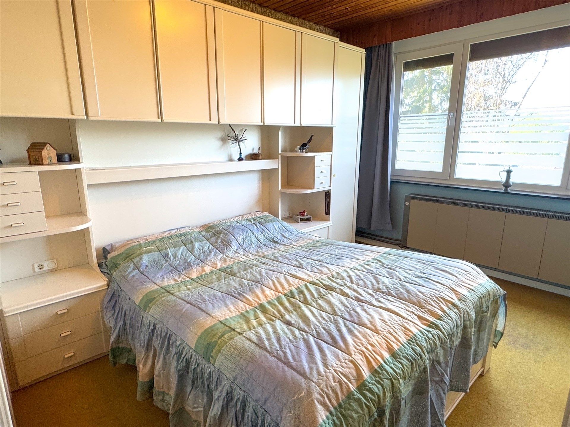 Bel-etagewoning met 3 slaapkamers, ruime garage en Zuid tuin foto 9