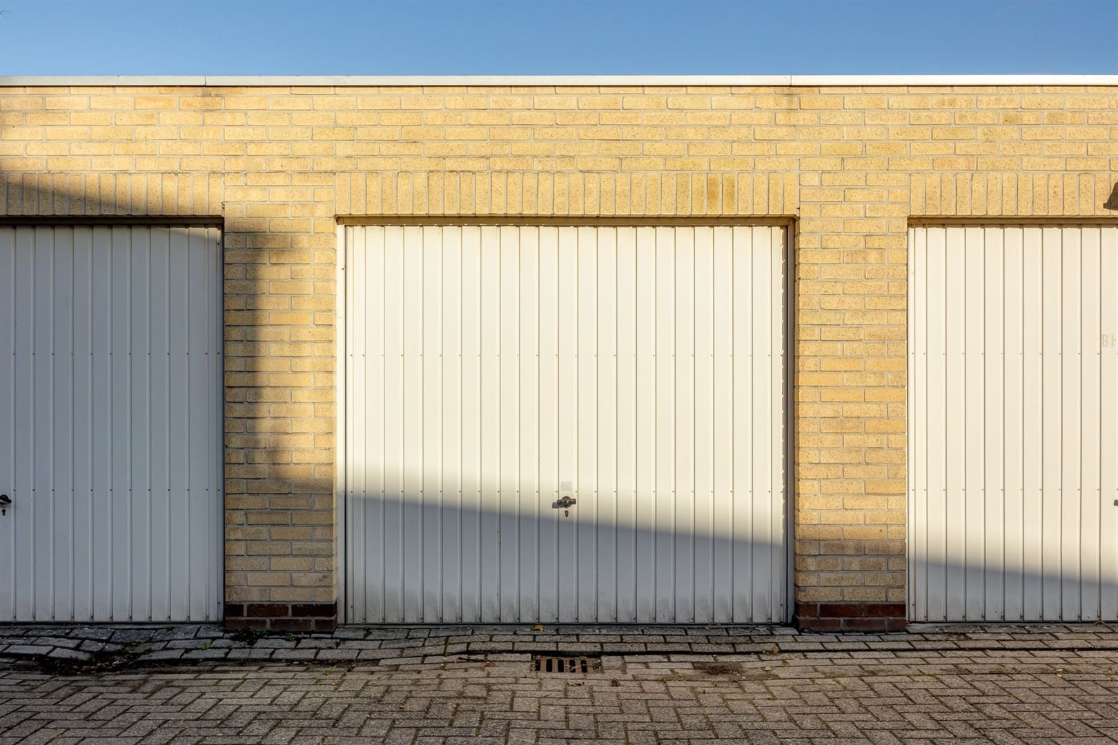 Goed gelegen appartement. Instapklaar! foto 16