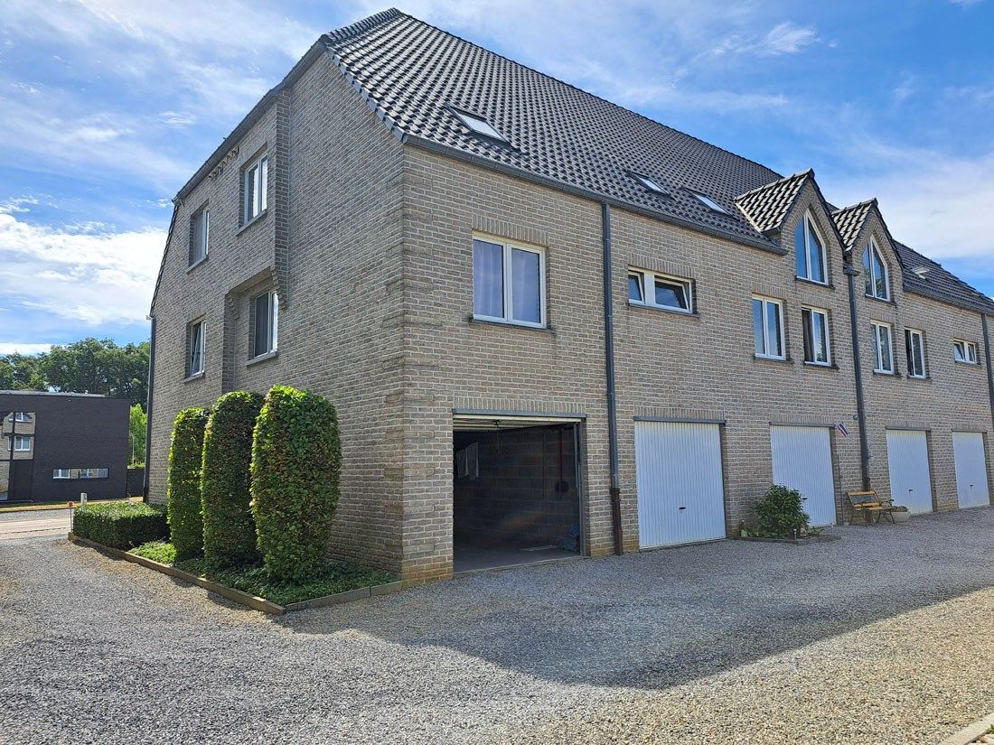 Perfect gelegen GELIJKVLOERS appartement te Lummen INCLUSIEF GARAGE foto 12