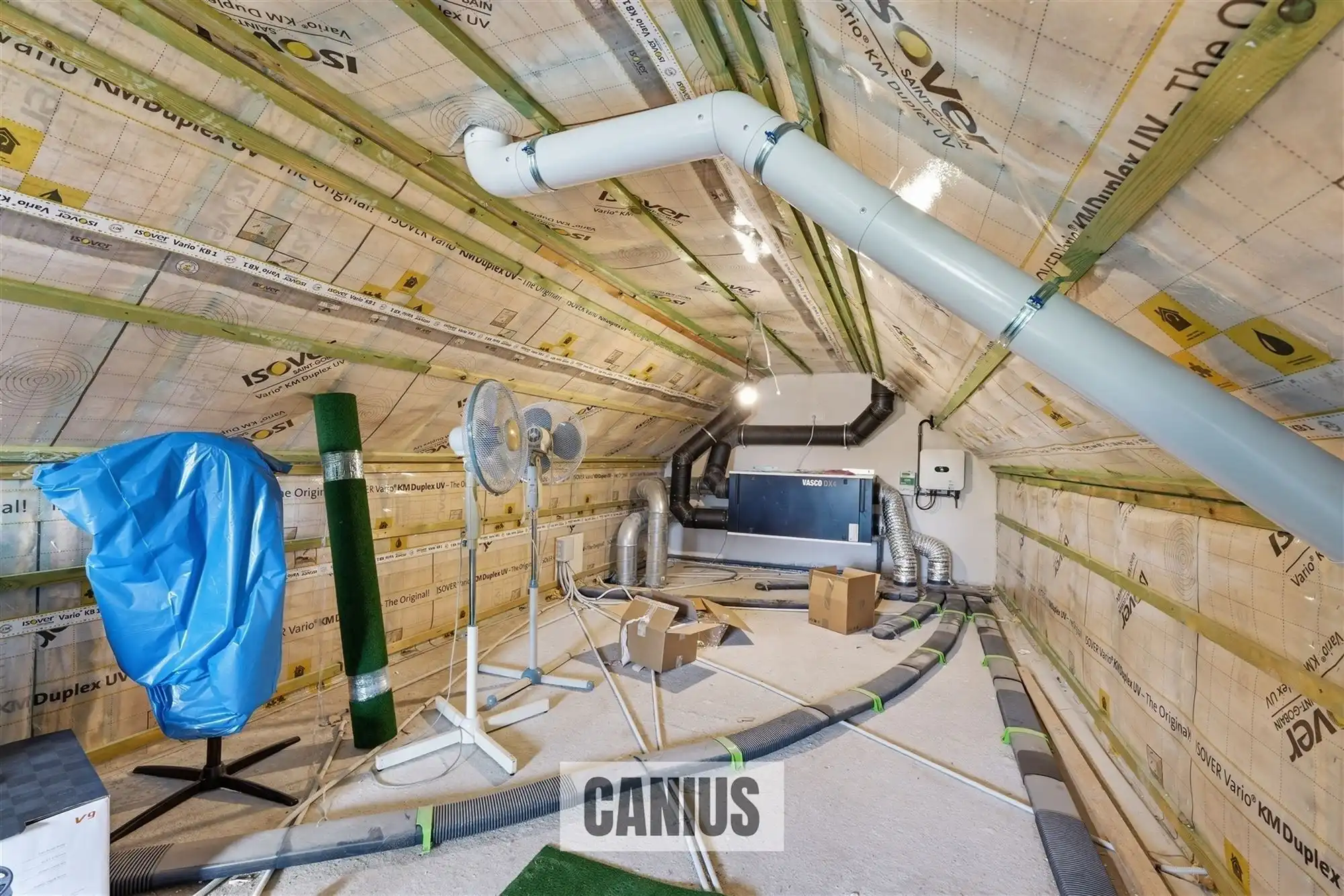 STIJLVOLLE HALFOPEN BEBOUWING MET DRIE SLAAPKAMERS EN LIFT foto 25