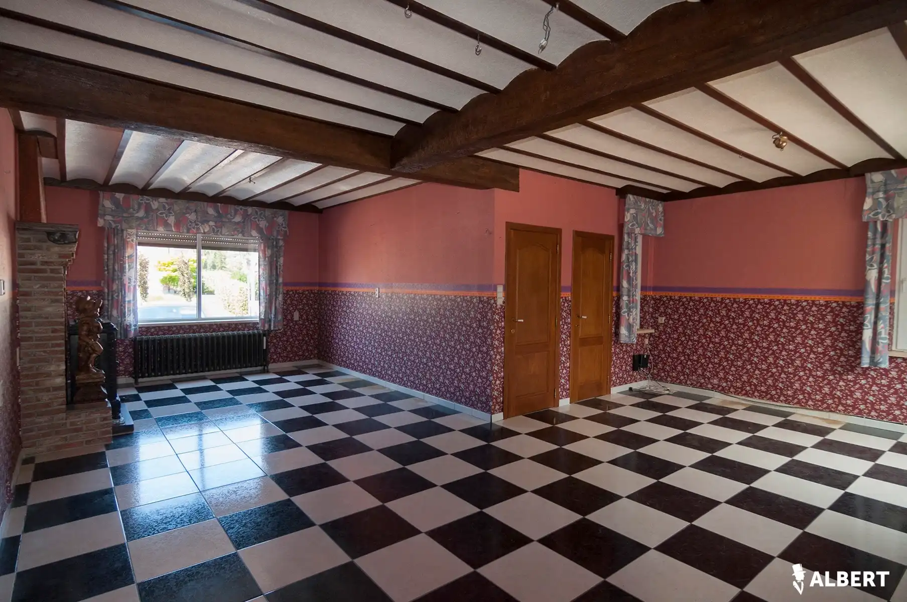 Leuke halfopen gezinswoning met potentieel op topligging! foto 4