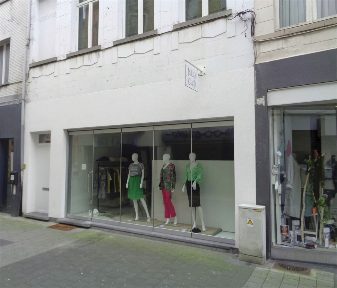 Handelsgelijkvloers te huur in hartje Mechelen foto 9