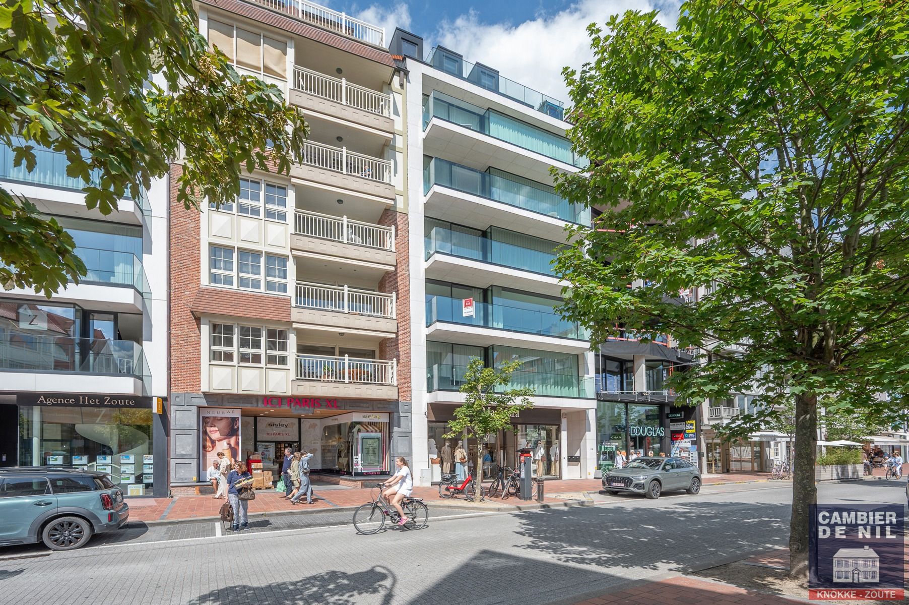 Nieuwbouwappartement met 3 slaapkamers in hartje Zoute foto 23