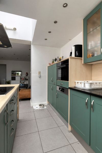 Aangename op te frissen woning met drie slaapkamers foto 4