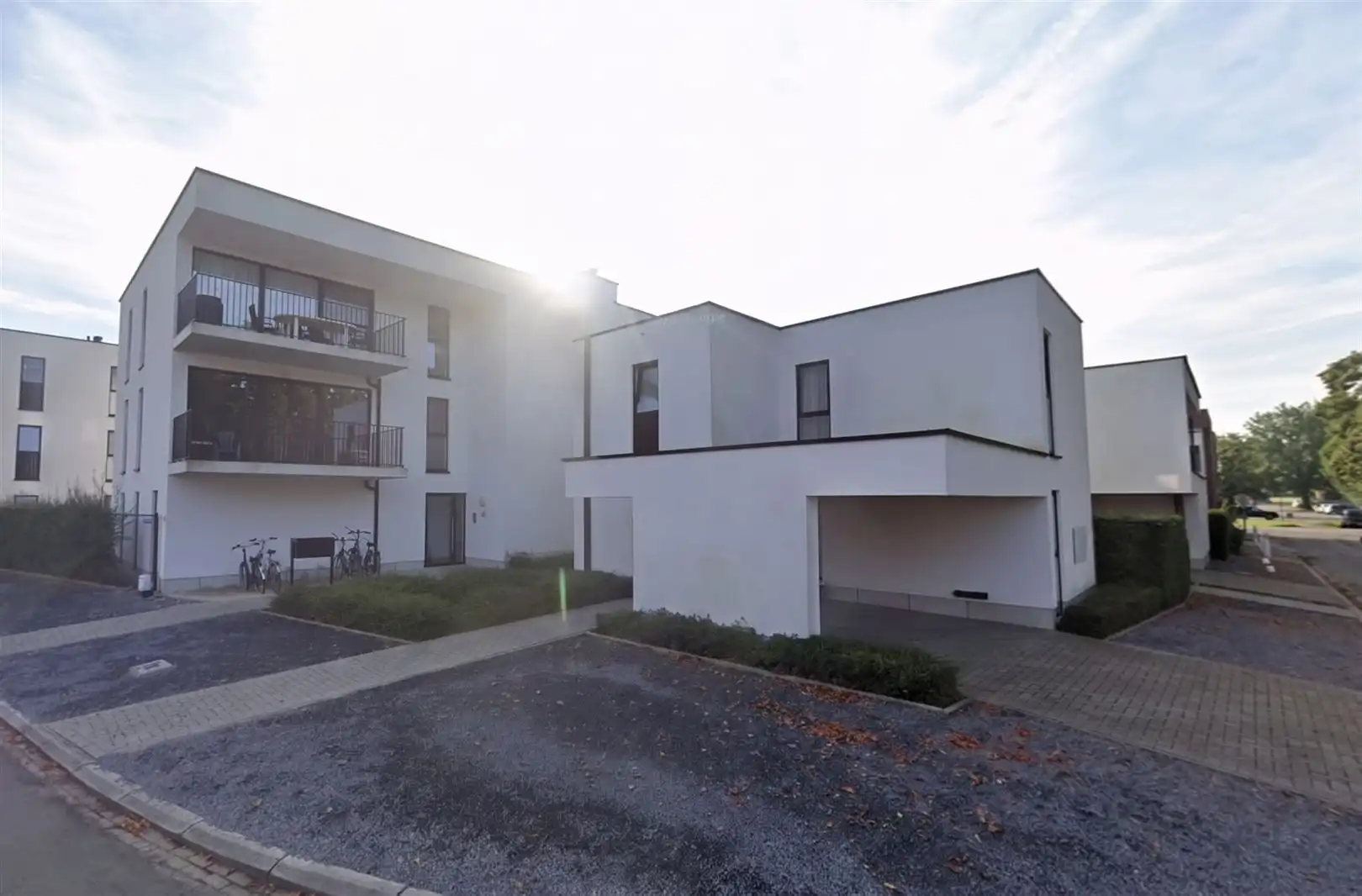 TE HUUR: Appartement met 2 slaapkamers te Boekt! foto {{pictureIndex}}