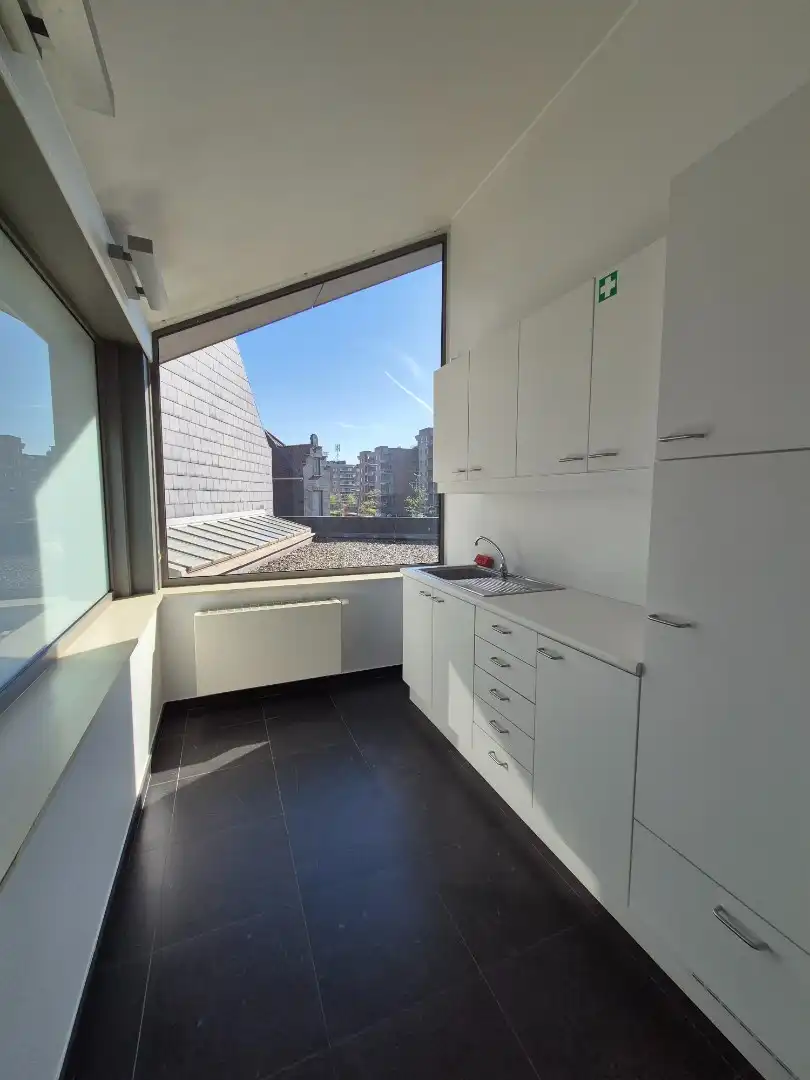 Handelspand op zichtlocatie te Roeselare foto 9