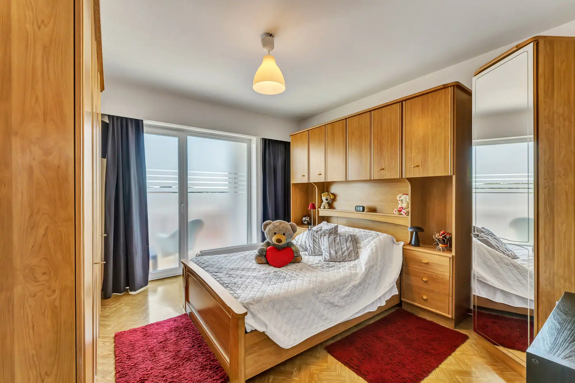 Twee slaapkamer appartement nabij centrum Denderleeuw foto 11
