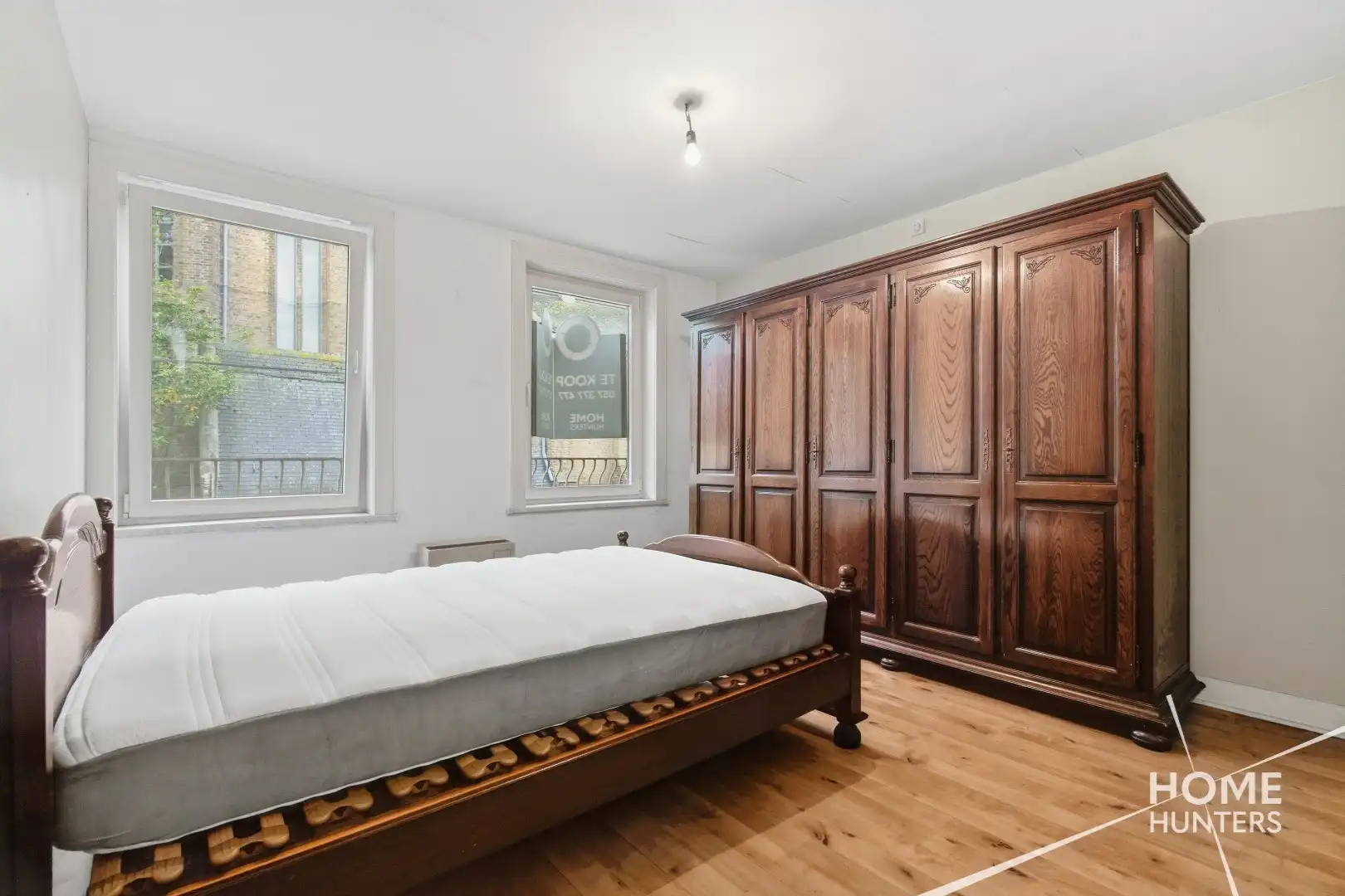 Ruime halfopen bebouwing met 4 slaapkamers in het hart van Diksmuide! foto 11