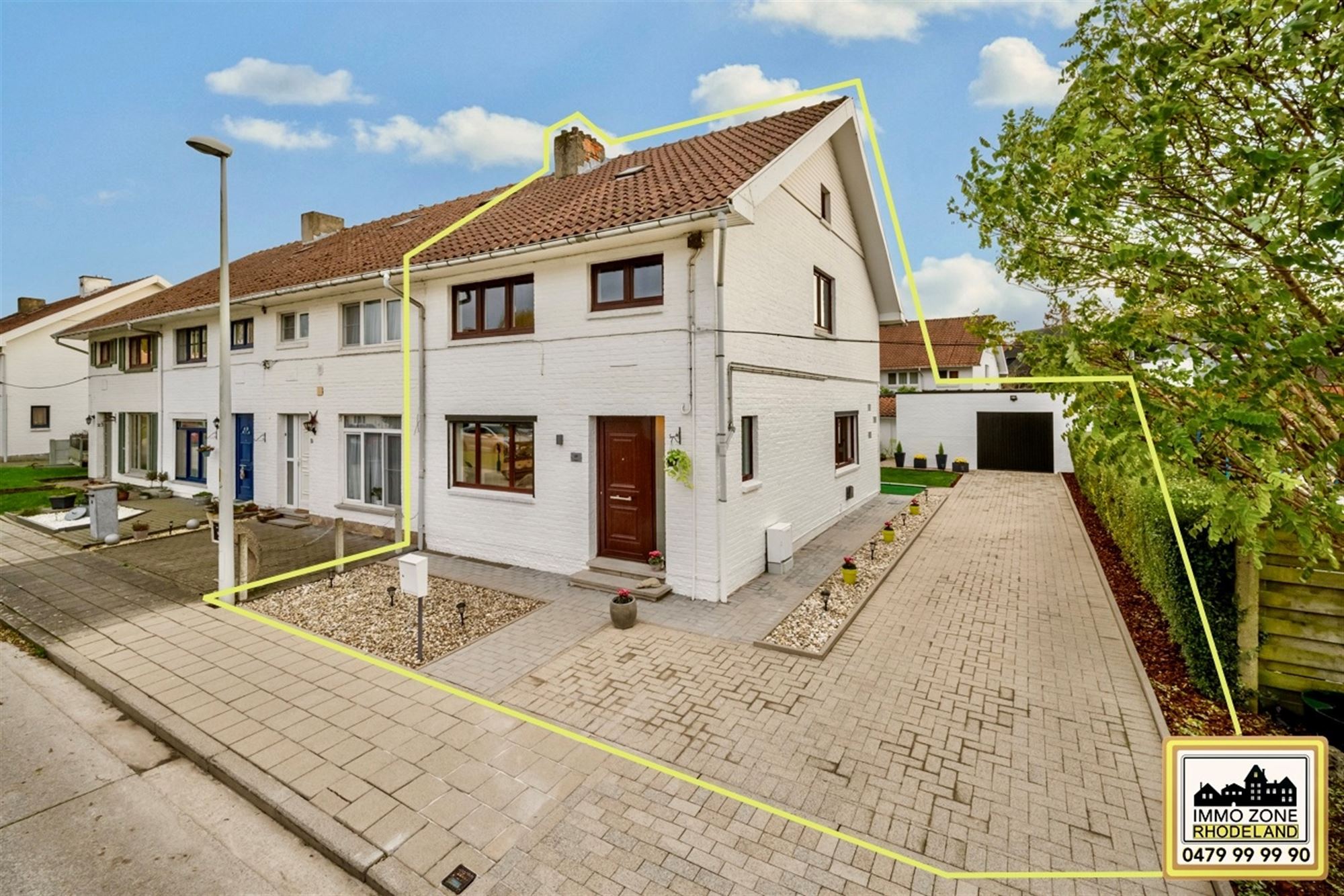 Hoofdfoto van de publicatie: Charmante halfopen woning met 3 slpks, garage en tuin