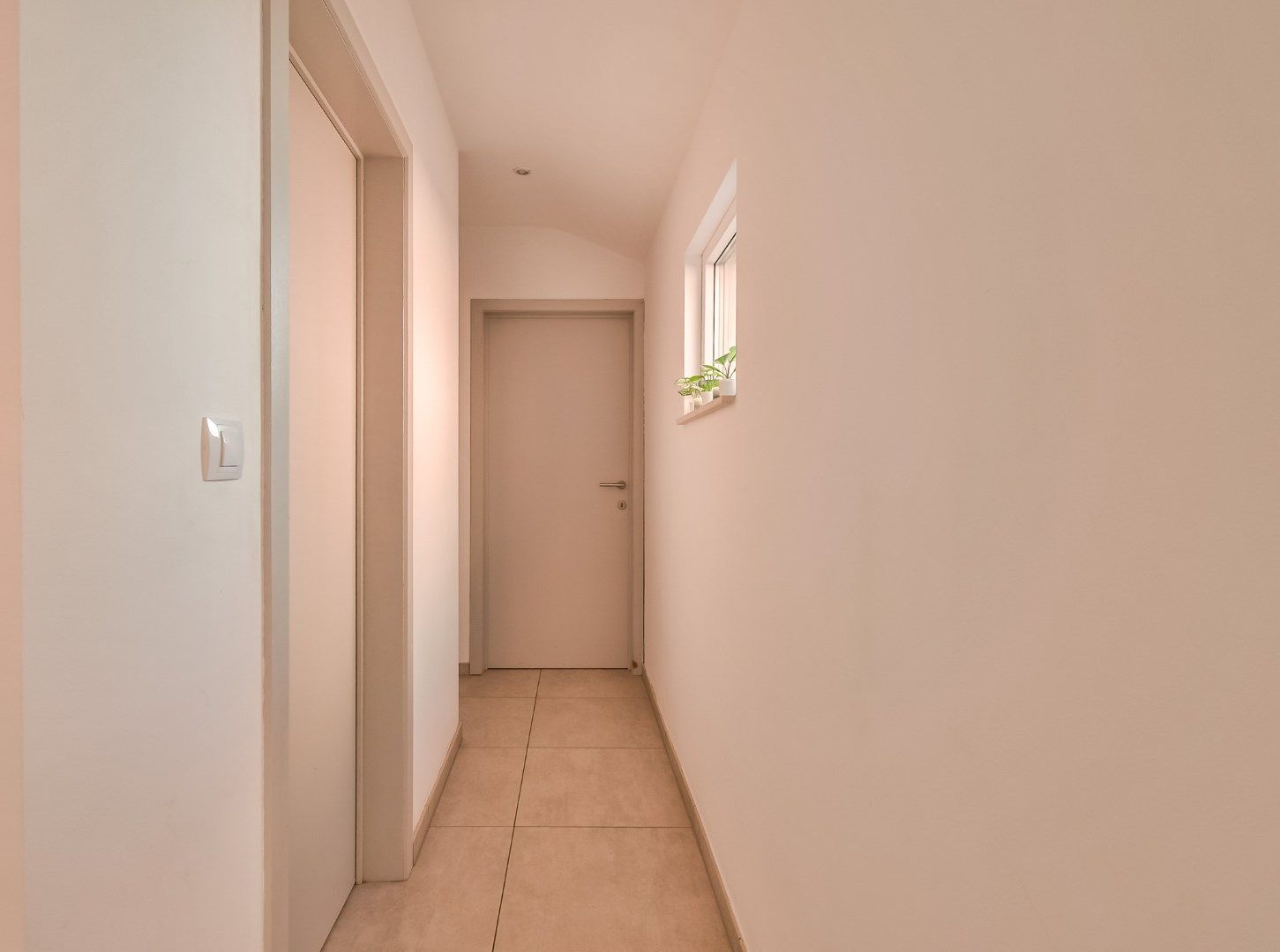 Instapklare en energiezuinige woning in het hart van Kortemark! foto 8