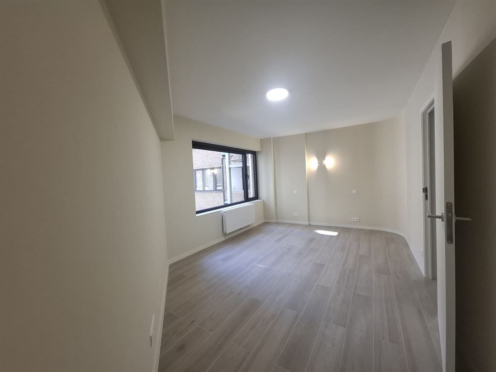 Gerenoveerd appartement | Antwerpen-Centrum  foto 6