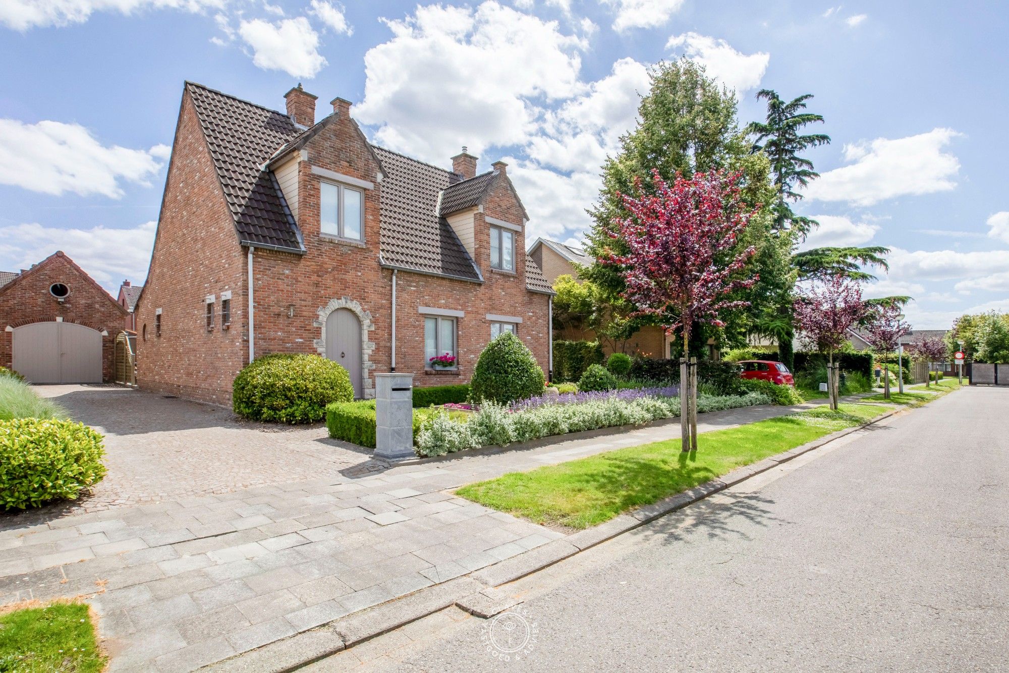 Wonen en genieten: gezinswoning met heerlijke tuin foto 2