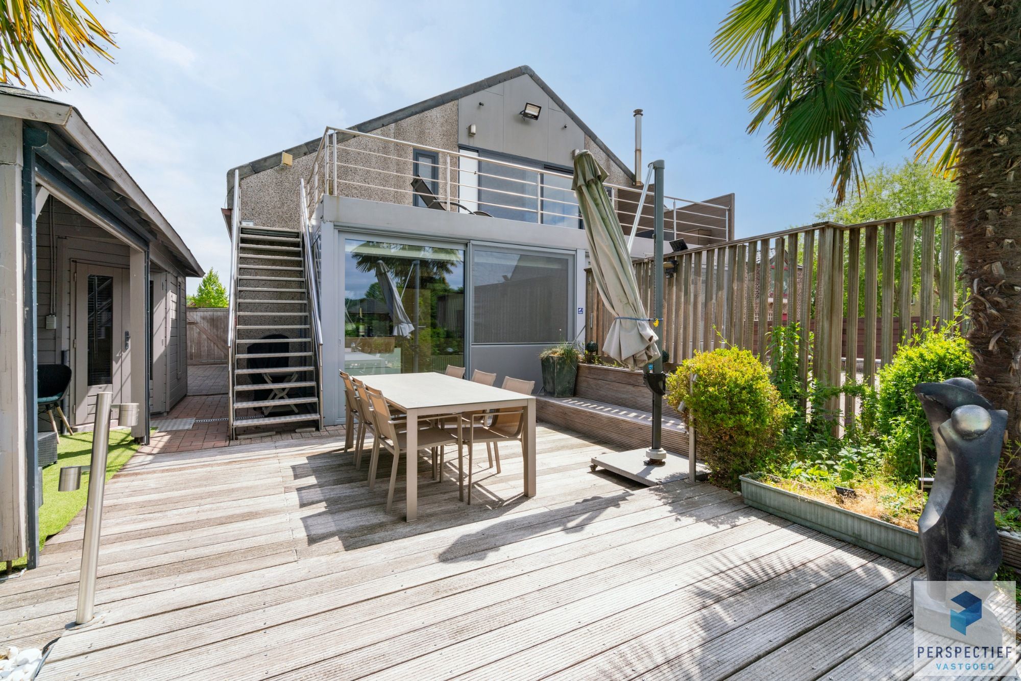 Handelspand met Winkelruimte, Magazijn en Woonst op 1.682 m² foto 9