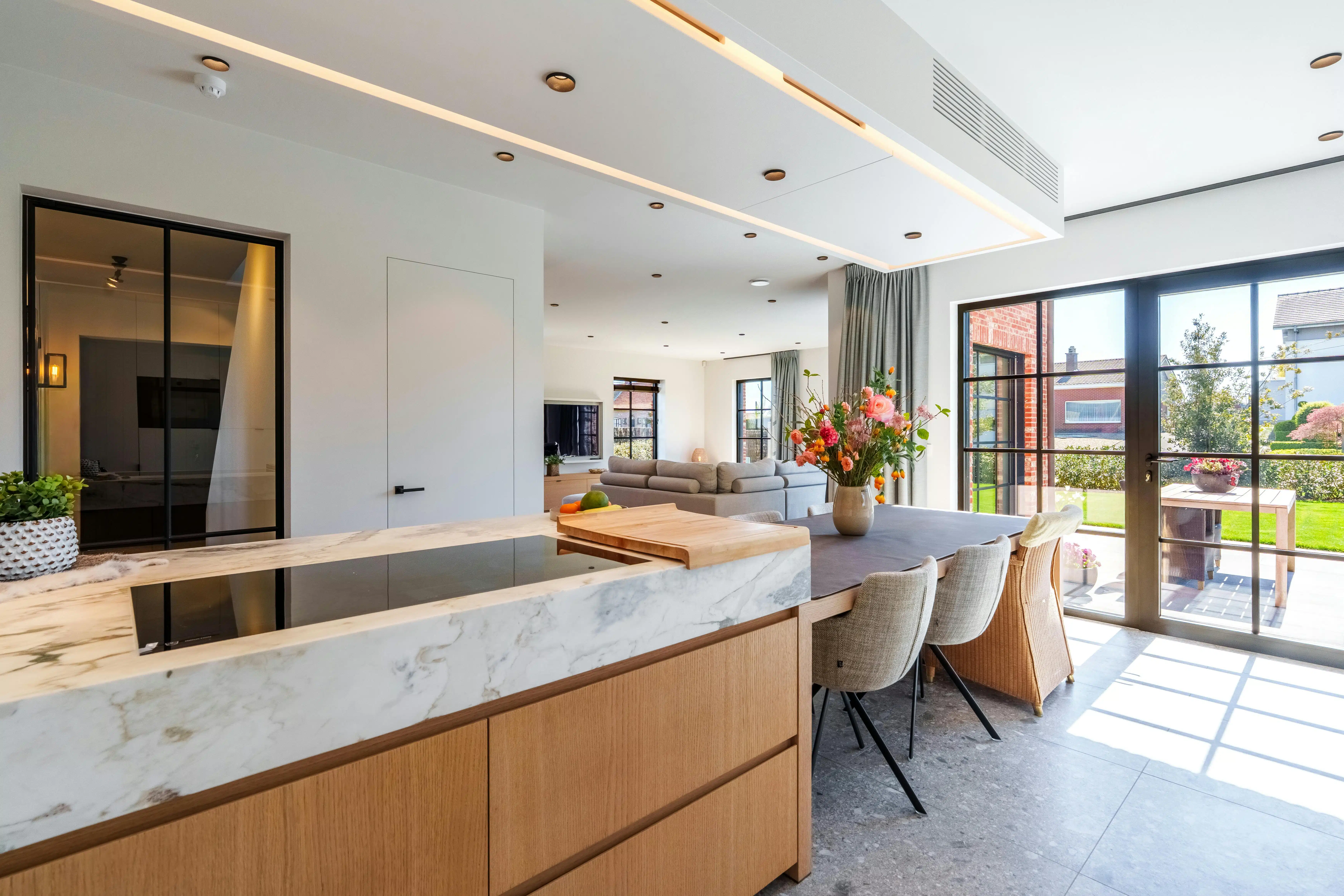 Exclusief Wonen: moderne, landelijke villa met mooi uitzicht foto 13