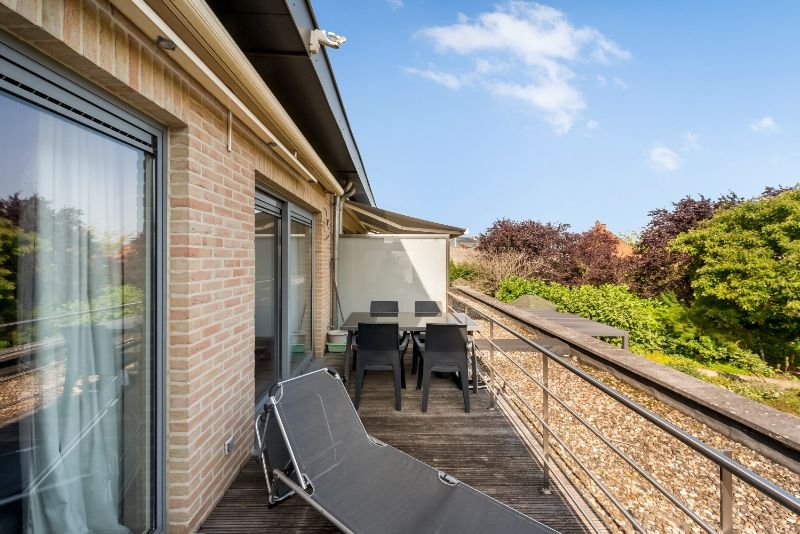 Ruim 3 slaapkamer duplex-appartement van 130m² met terras op zuid-oosten, ondergrondse staanplaats en kelder foto 18