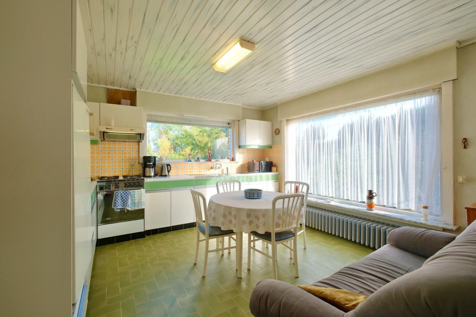 Woning met 3 à 4 SLPK's en garage op perceel van 1.438 m²! foto 7