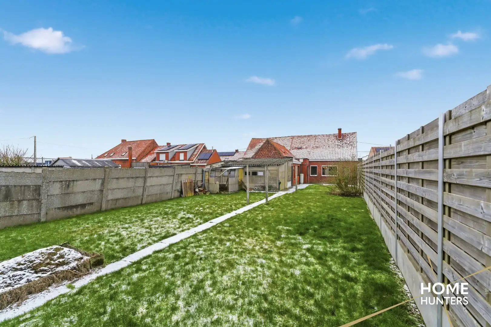 Te renoveren woning met garage en bijgebouw in hartje Poelkapelle! foto 15