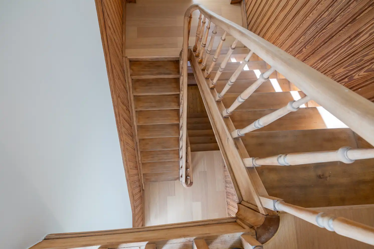 Gerenoveerd herenhuis met 5 slaapkamers foto 18