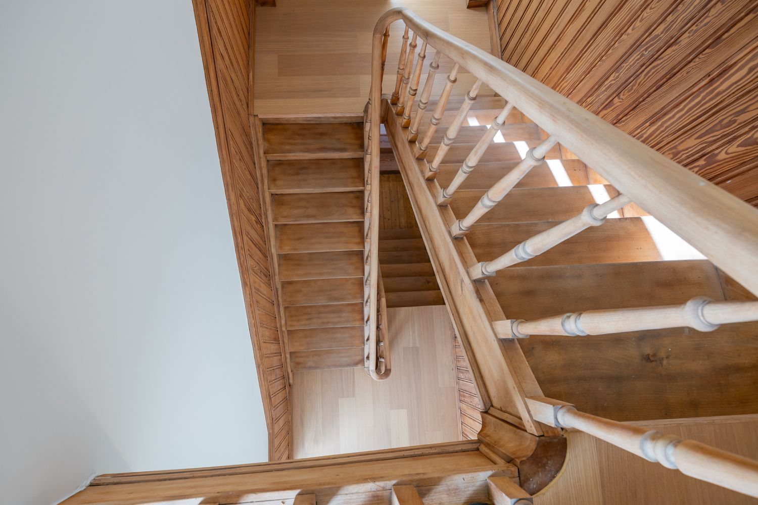 Gerenoveerd herenhuis met 5 slaapkamers foto 18